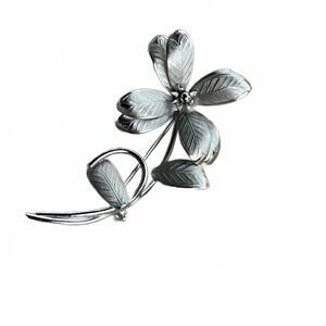 Vintage Mid Century Sculpted Silver Flower Brooch